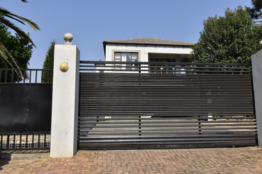 To Let 1 Bedroom Property for Rent in Northcliff Gauteng