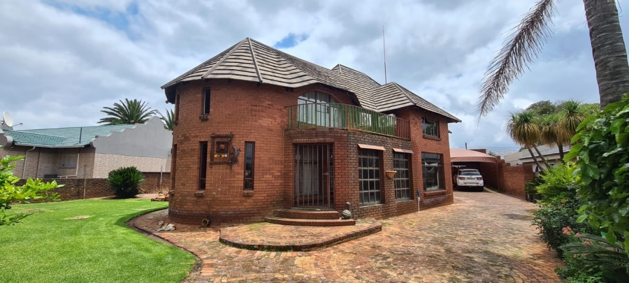To Let 4 Bedroom Property for Rent in Sunair Park Gauteng