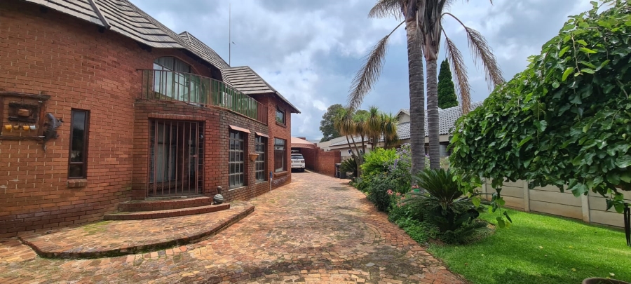 To Let 4 Bedroom Property for Rent in Sunair Park Gauteng