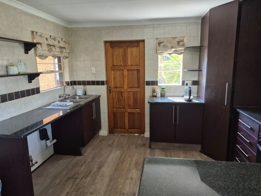 3 Bedroom Property for Sale in Illiondale Gauteng