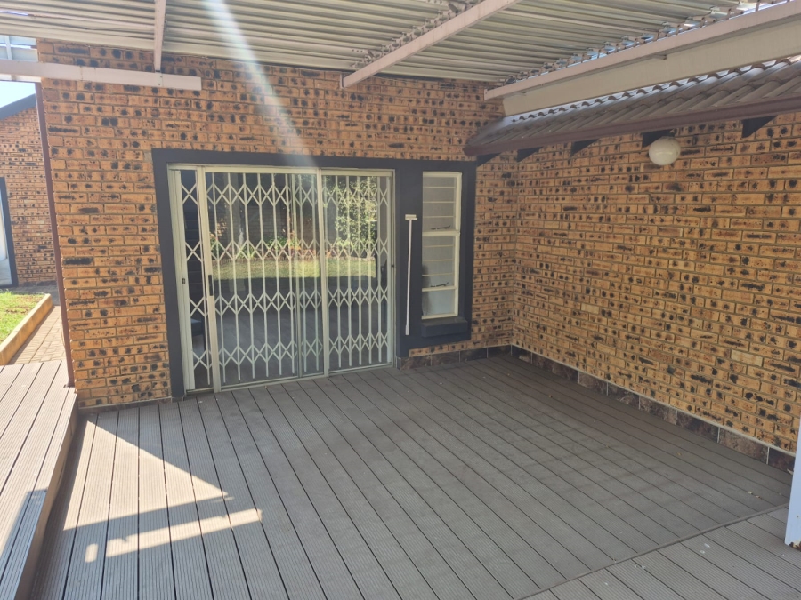 3 Bedroom Property for Sale in Illiondale Gauteng
