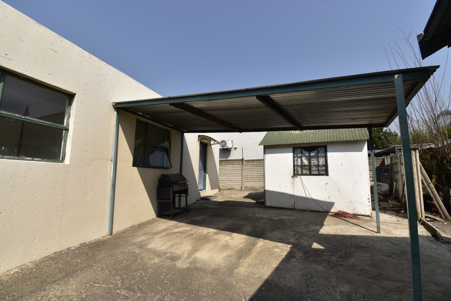 To Let 1 Bedroom Property for Rent in Weltevreden Park Gauteng