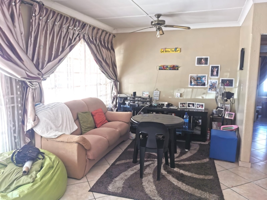 3 Bedroom Property for Sale in Comet Gauteng