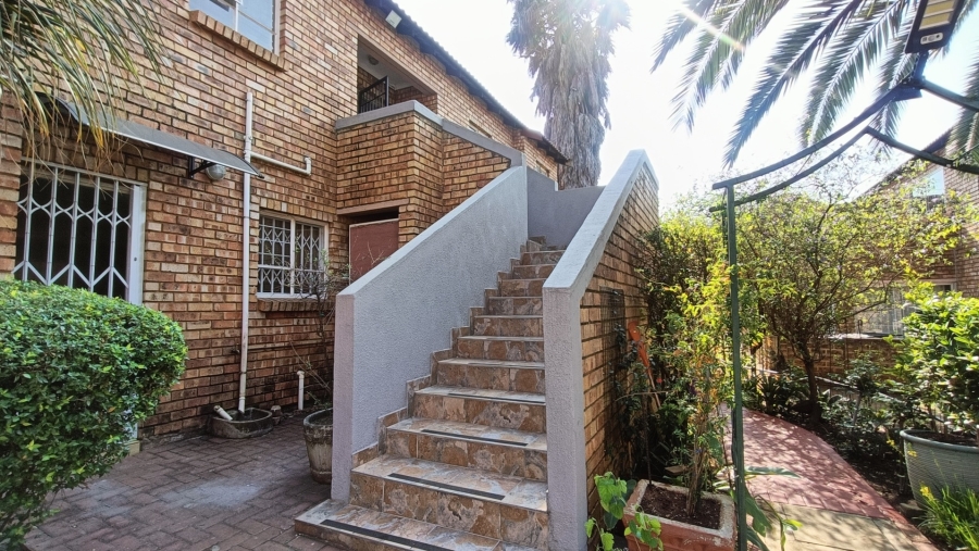 2 Bedroom Property for Sale in Liefde en Vrede Gauteng