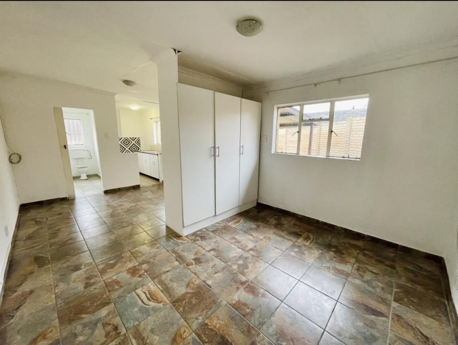 3 Bedroom Property for Sale in Albertsdal Gauteng