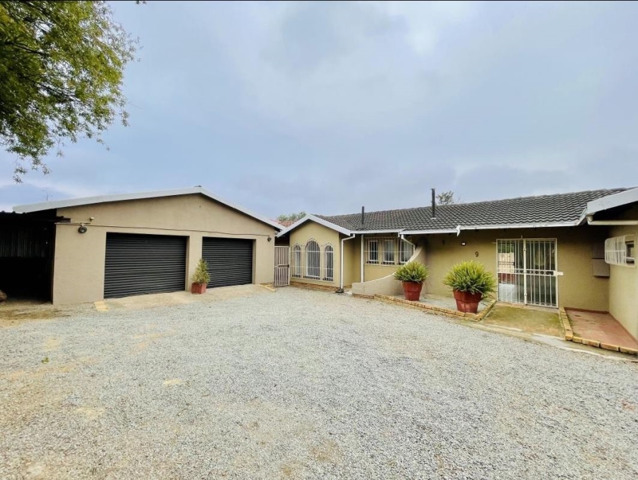 3 Bedroom Property for Sale in Albertsdal Gauteng