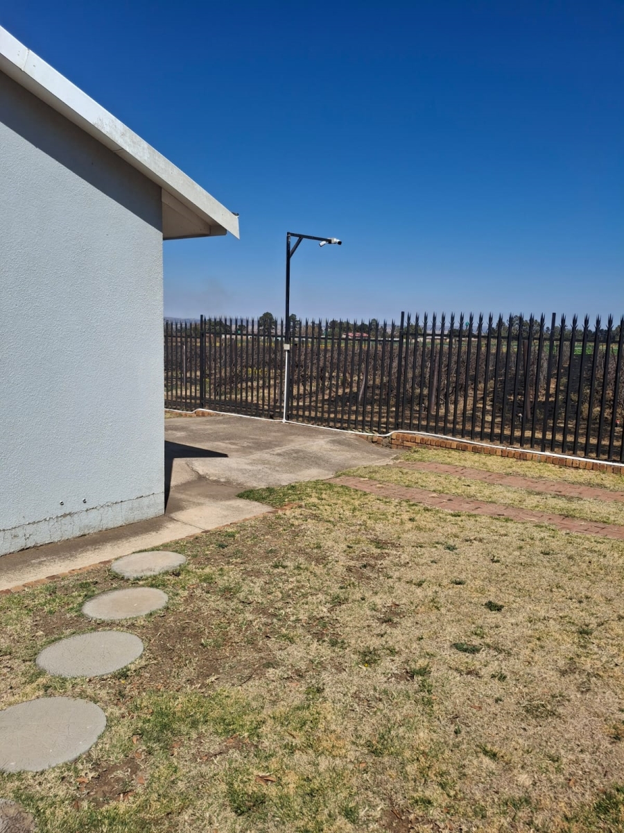 6 Bedroom Property for Sale in Tenacre A H Gauteng