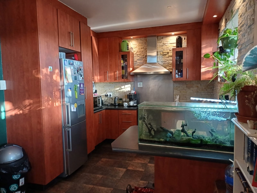 1 Bedroom Property for Sale in Lambton Gauteng