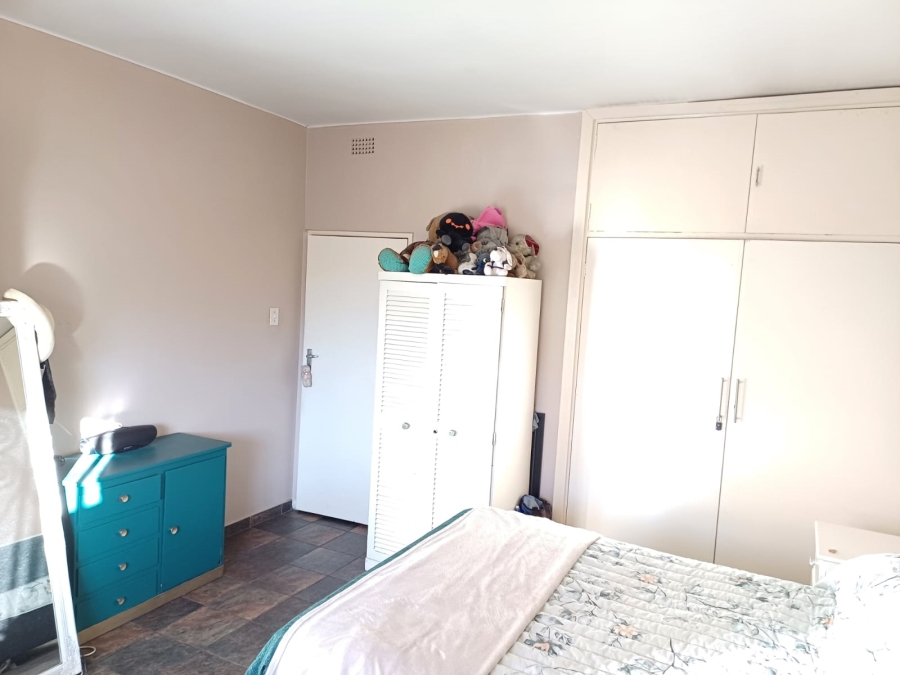 1 Bedroom Property for Sale in Lambton Gauteng