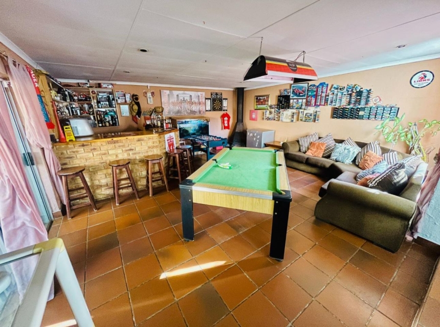 4 Bedroom Property for Sale in Suideroord Gauteng