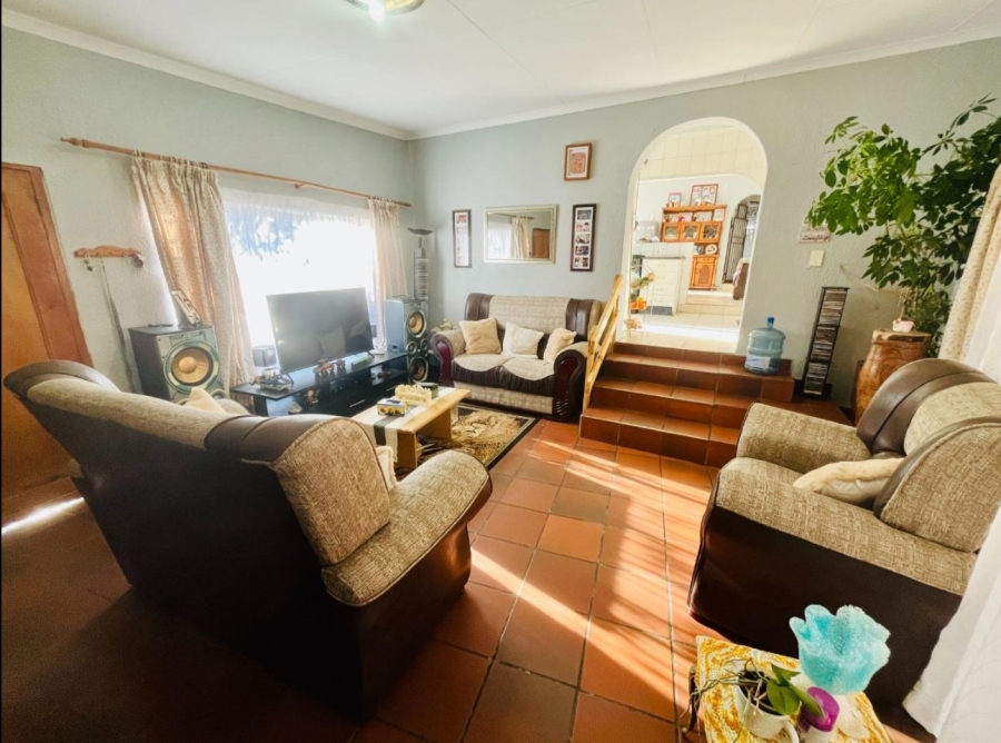 4 Bedroom Property for Sale in Suideroord Gauteng