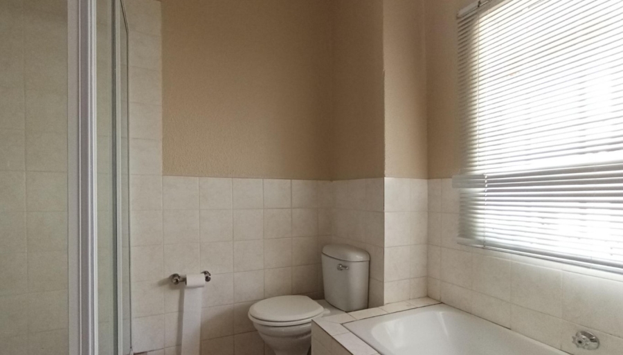 1 Bedroom Property for Sale in Willowbrook Gauteng