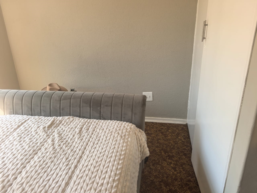 3 Bedroom Property for Sale in Wilro Park Gauteng