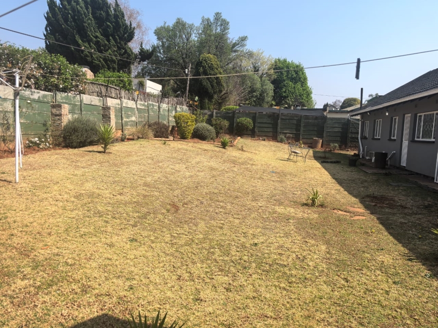 3 Bedroom Property for Sale in Wilro Park Gauteng