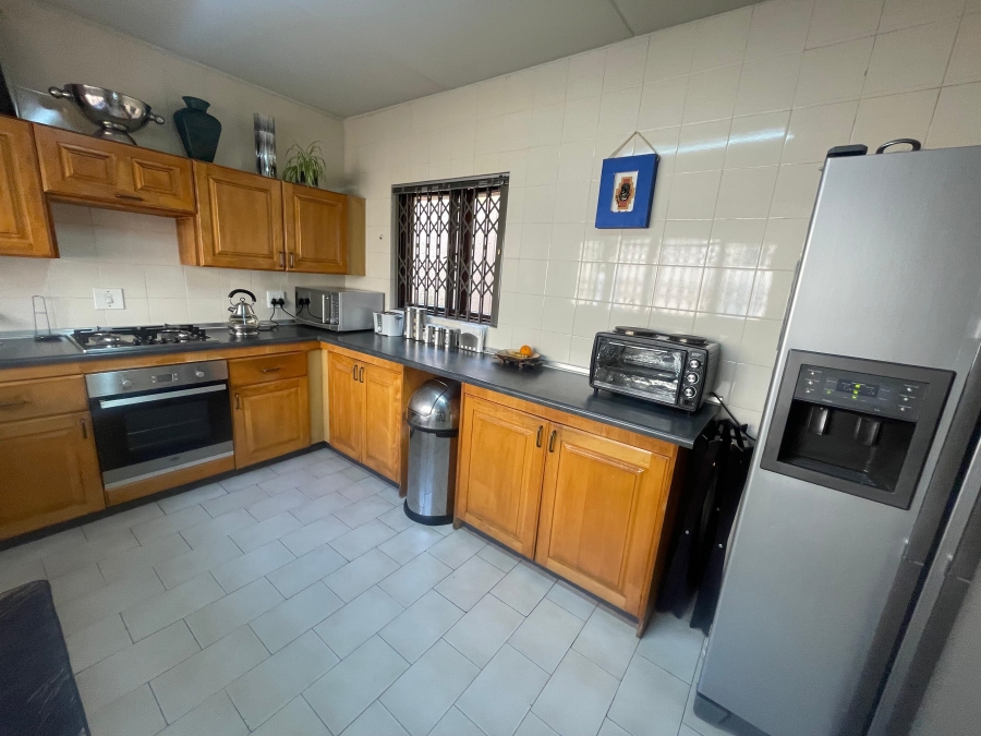 3 Bedroom Property for Sale in Wilro Park Gauteng