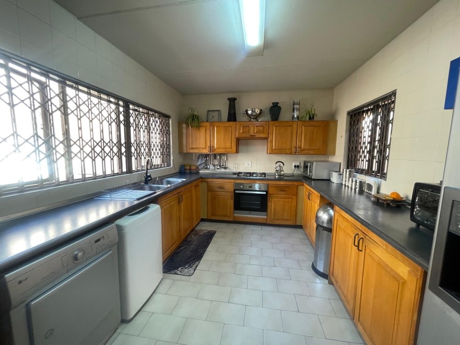 3 Bedroom Property for Sale in Wilro Park Gauteng