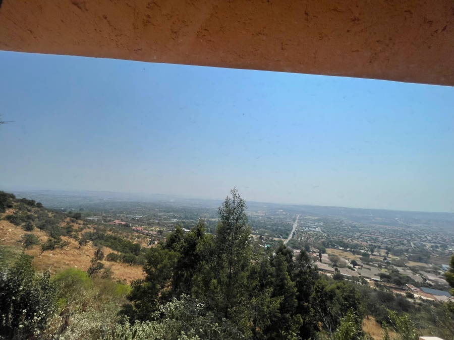 3 Bedroom Property for Sale in Wilro Park Gauteng