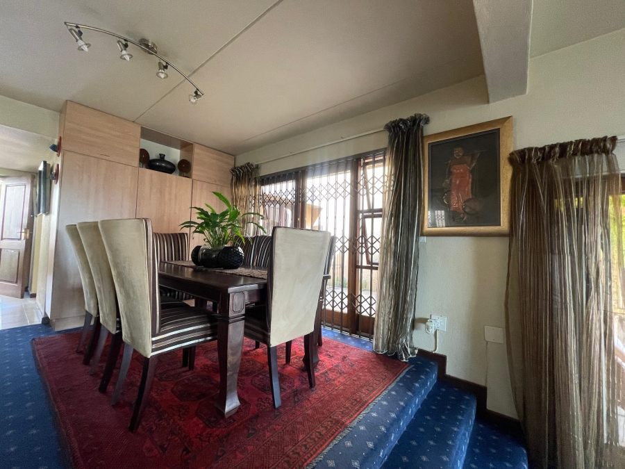 3 Bedroom Property for Sale in Wilro Park Gauteng