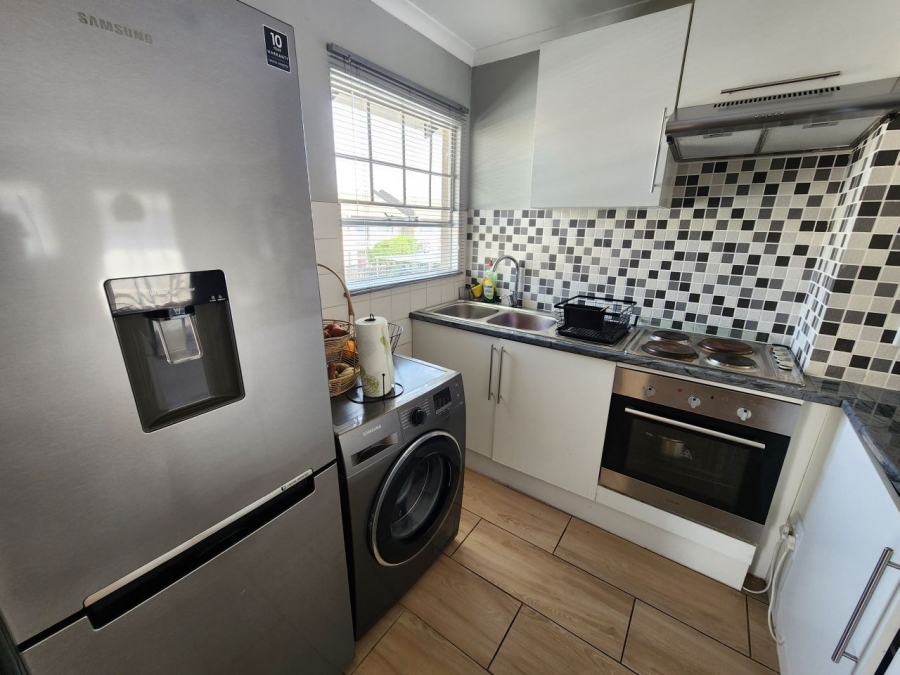 2 Bedroom Property for Sale in Ravenswood Gauteng