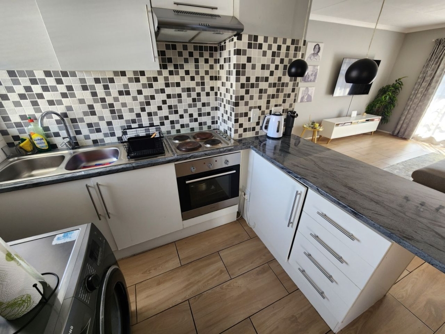 2 Bedroom Property for Sale in Ravenswood Gauteng