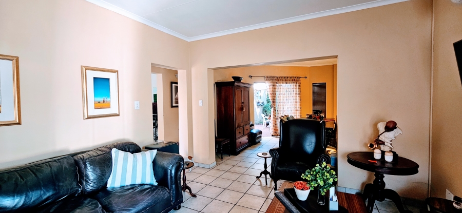 3 Bedroom Property for Sale in Three Rivers Proper Gauteng