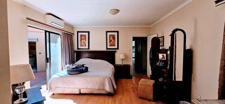 3 Bedroom Property for Sale in Three Rivers Proper Gauteng