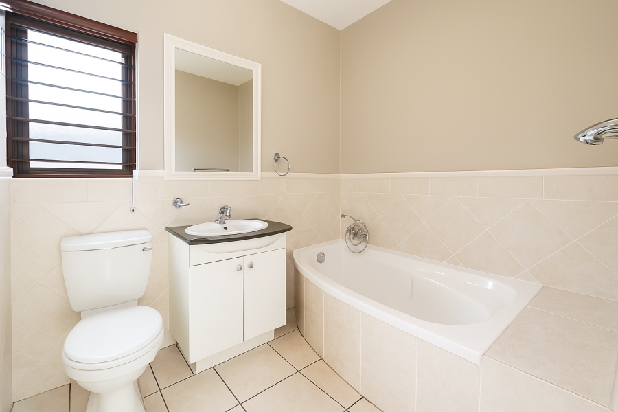 To Let 3 Bedroom Property for Rent in Lonehill Gauteng