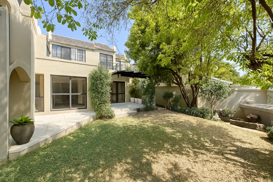 To Let 3 Bedroom Property for Rent in Lonehill Gauteng