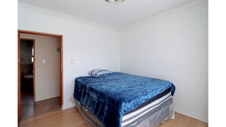 3 Bedroom Property for Sale in Thatchfield Hills Gauteng