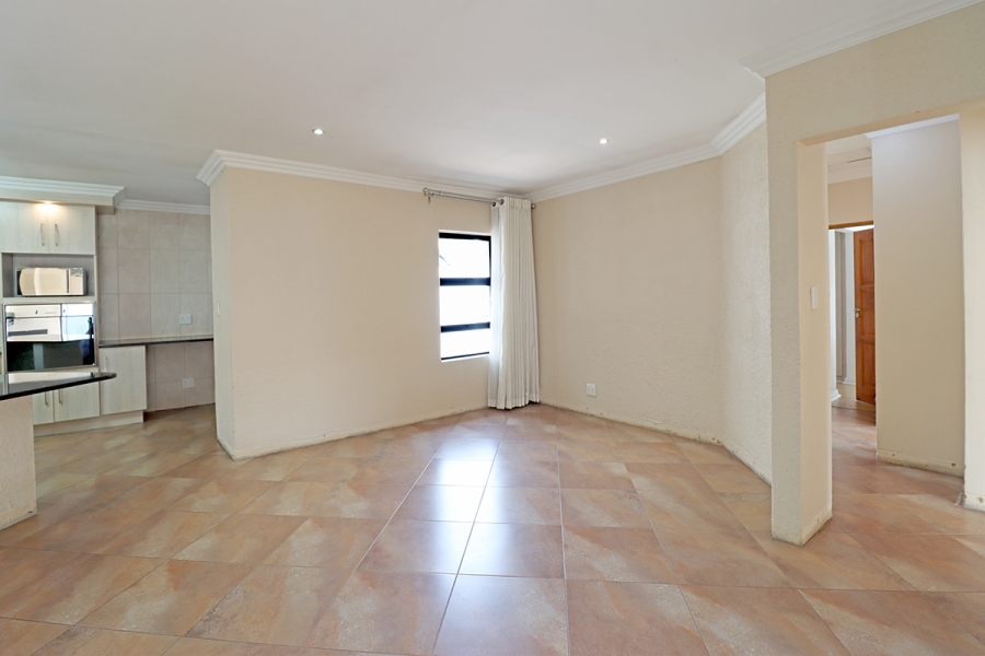3 Bedroom Property for Sale in Thatchfield Hills Gauteng
