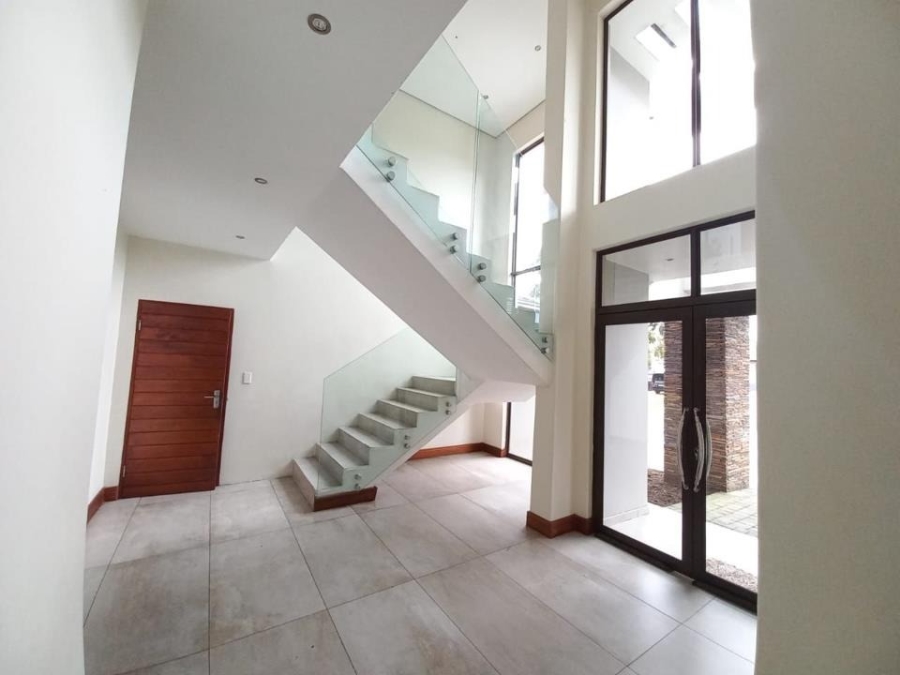 5 Bedroom Property for Sale in Helderwyk Gauteng