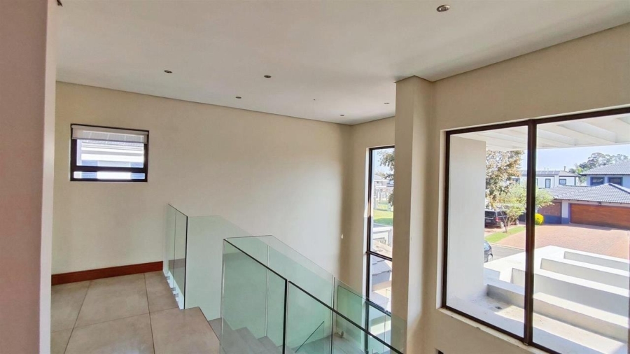 5 Bedroom Property for Sale in Helderwyk Gauteng