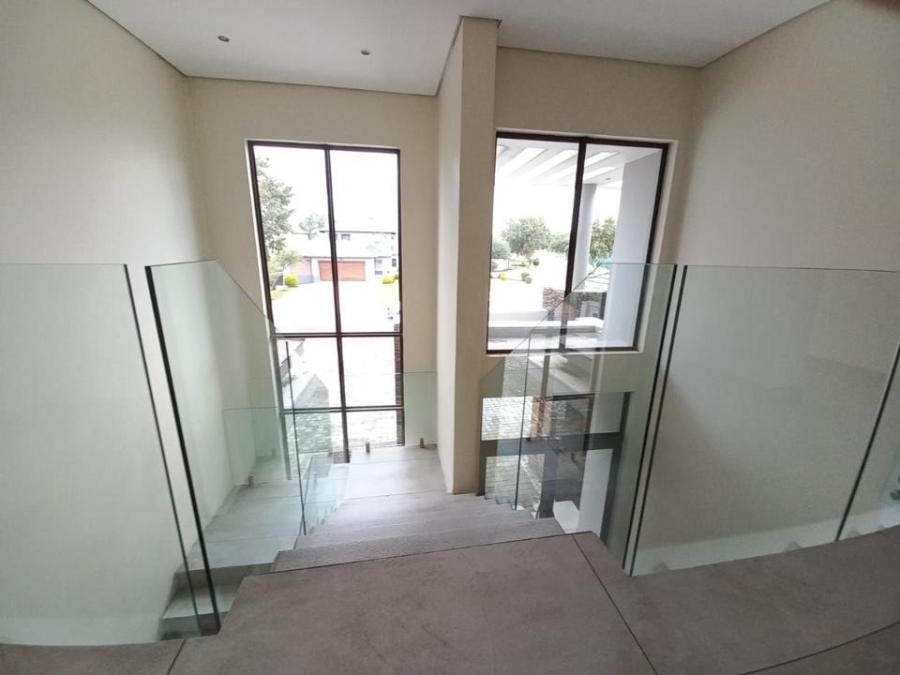 5 Bedroom Property for Sale in Helderwyk Gauteng