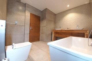 5 Bedroom Property for Sale in Helderwyk Gauteng