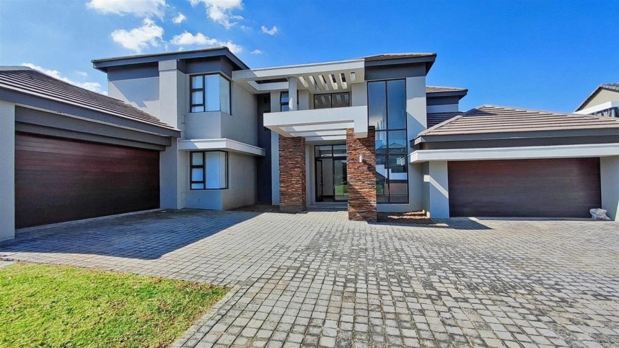 5 Bedroom Property for Sale in Helderwyk Gauteng