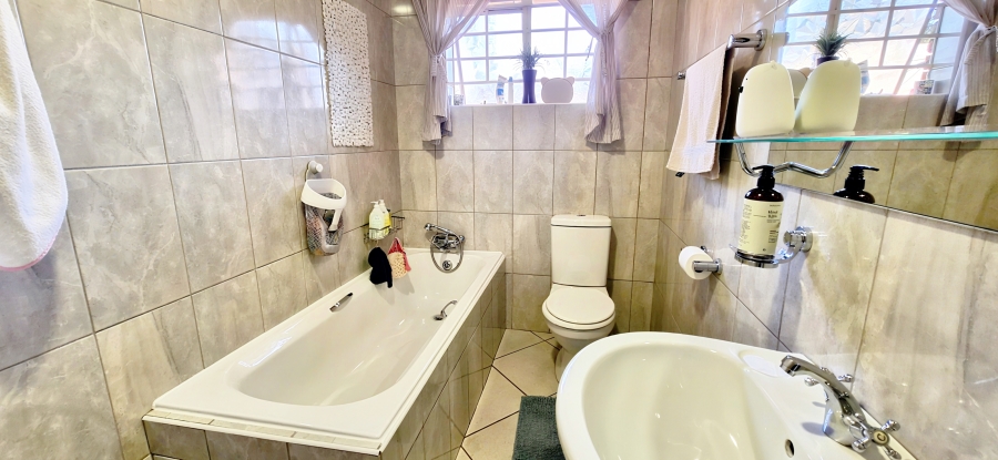 3 Bedroom Property for Sale in Montana Park Gauteng
