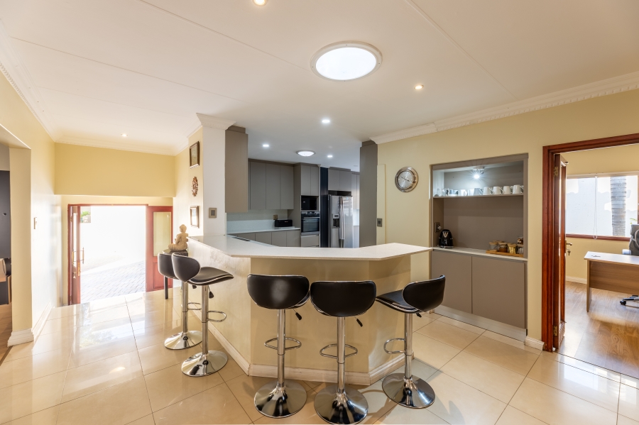3 Bedroom Property for Sale in Lonehill Gauteng