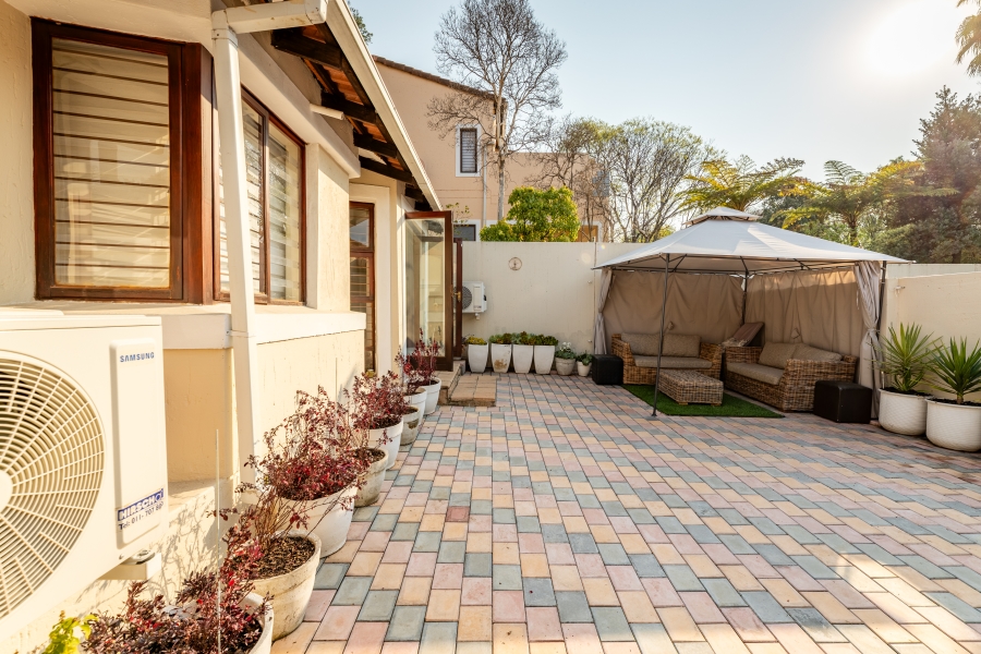 3 Bedroom Property for Sale in Lonehill Gauteng