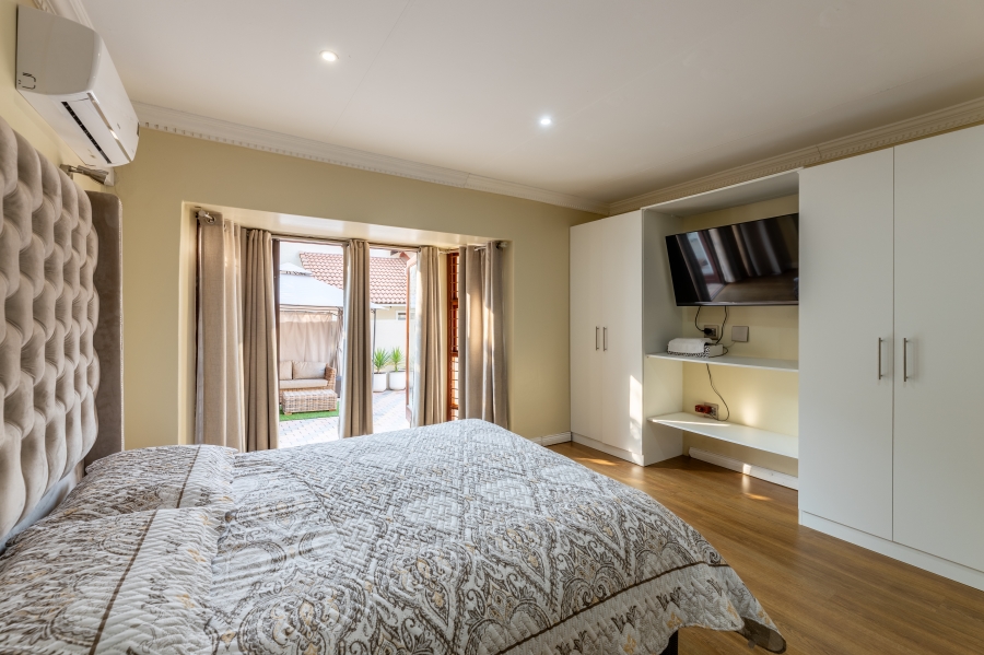 3 Bedroom Property for Sale in Lonehill Gauteng
