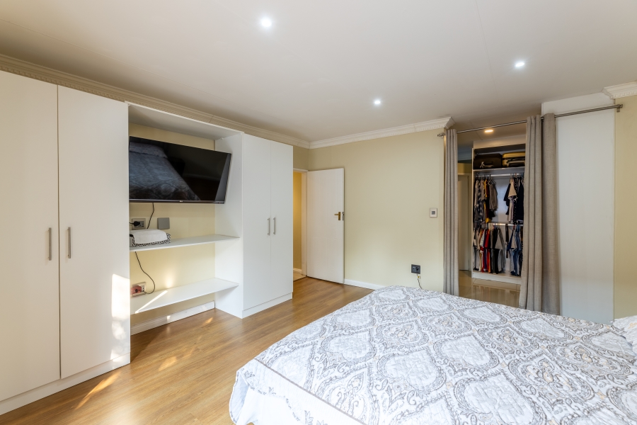 3 Bedroom Property for Sale in Lonehill Gauteng