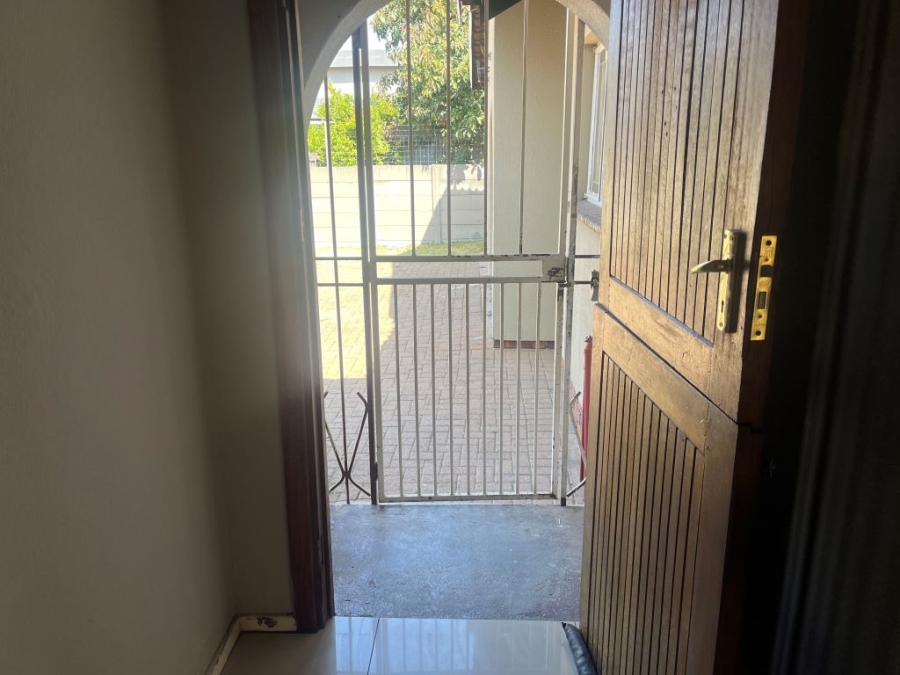 To Let 3 Bedroom Property for Rent in Mayberry Park Gauteng
