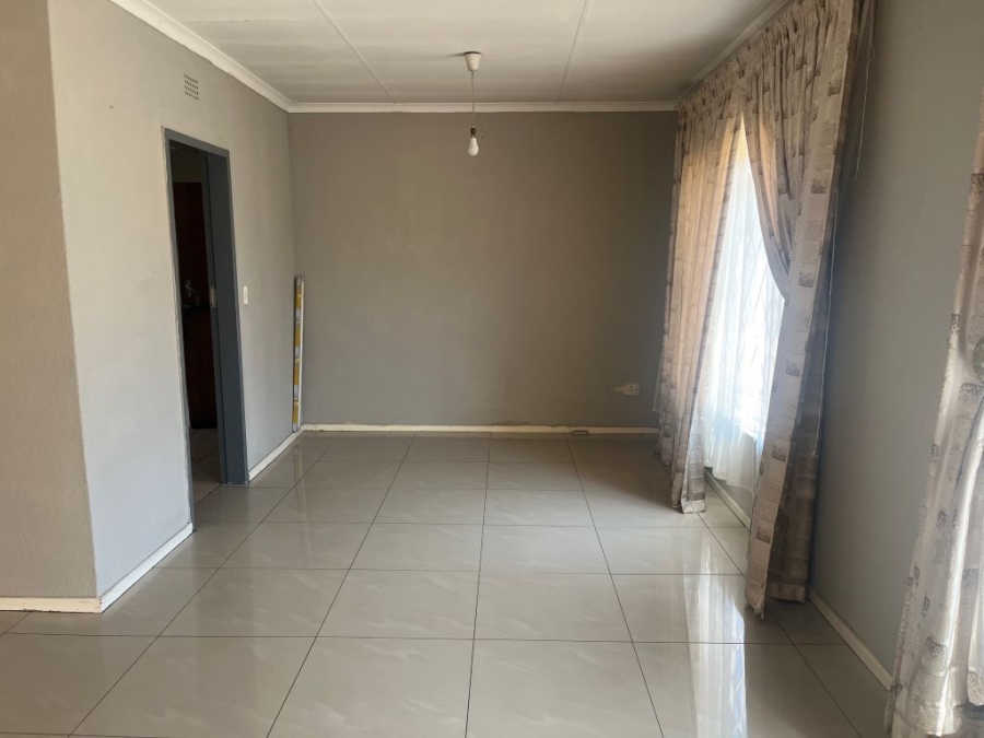 To Let 3 Bedroom Property for Rent in Mayberry Park Gauteng