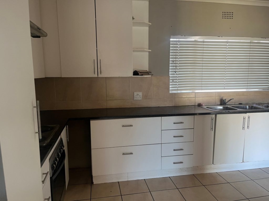 To Let 3 Bedroom Property for Rent in Mayberry Park Gauteng
