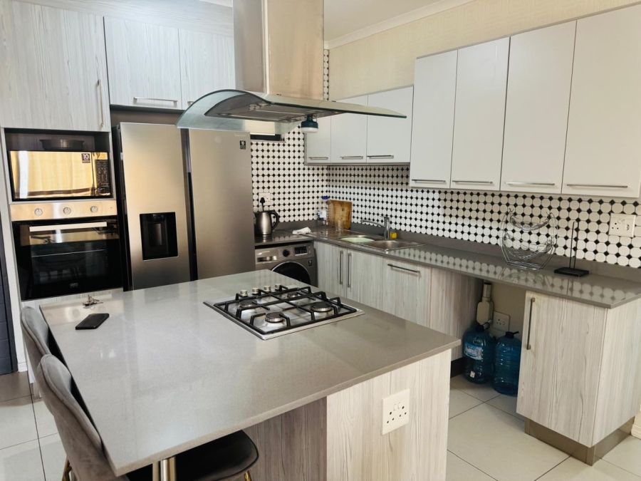 To Let 2 Bedroom Property for Rent in Carlswald Gauteng