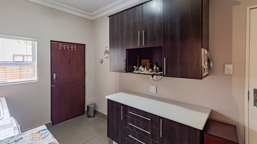 3 Bedroom Property for Sale in Woodhill Lavender Gauteng