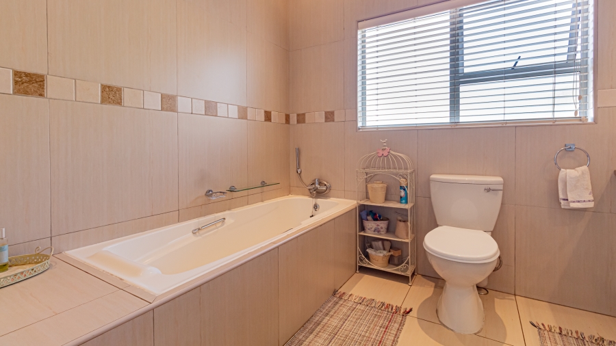 3 Bedroom Property for Sale in Woodhill Lavender Gauteng