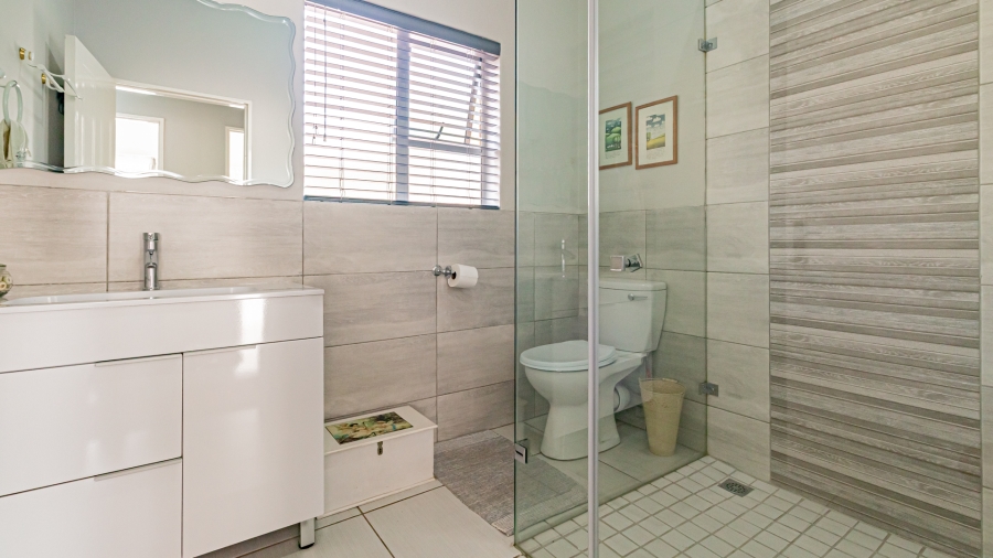 3 Bedroom Property for Sale in Woodhill Lavender Gauteng