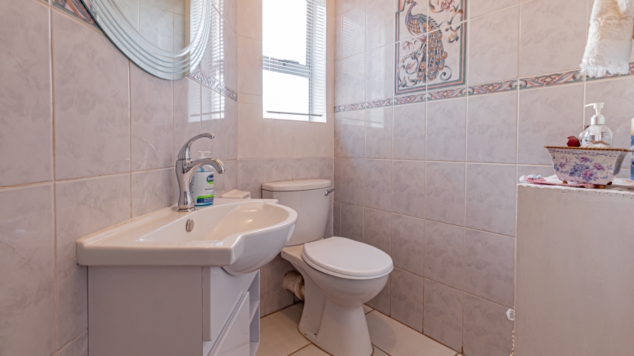 3 Bedroom Property for Sale in Woodhill Lavender Gauteng