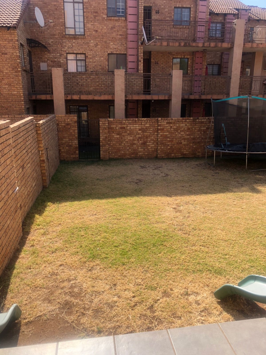 3 Bedroom Property for Sale in Noordwyk Gauteng