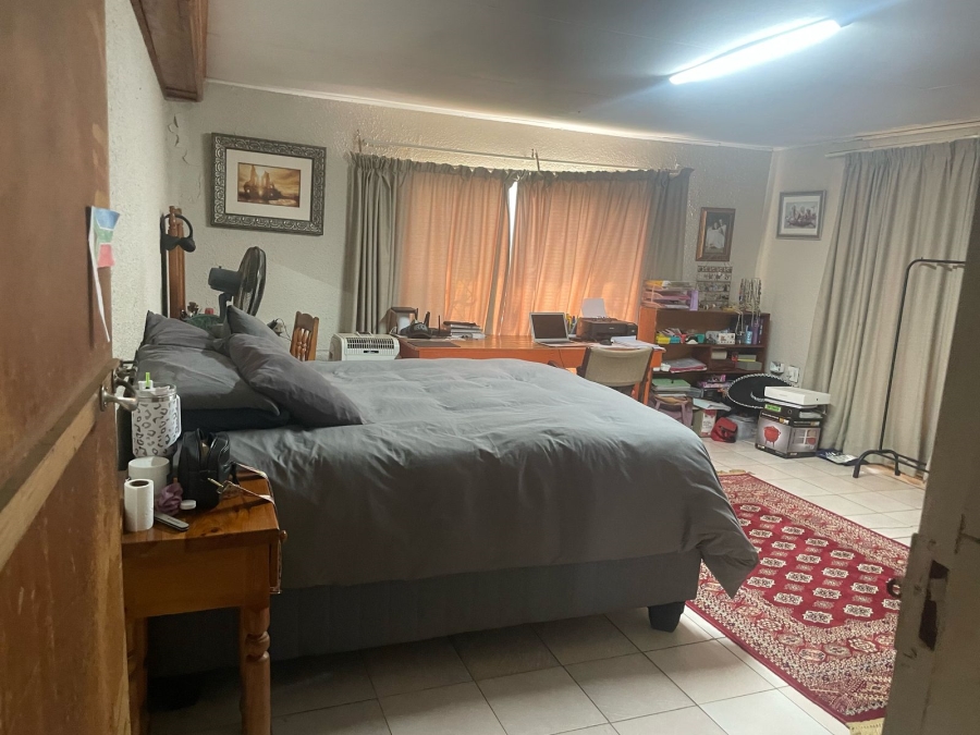 9 Bedroom Property for Sale in Kameelfontein Gauteng